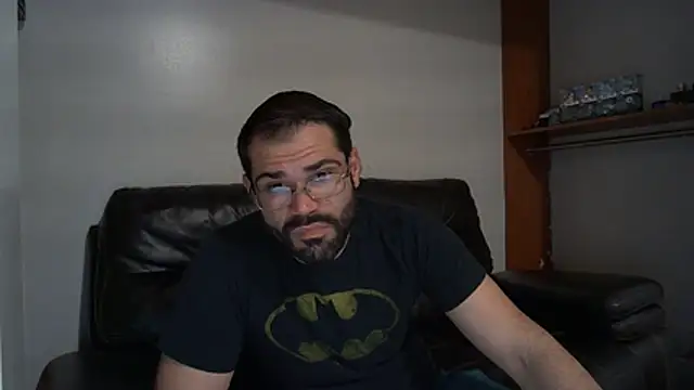 Snapshot of Zander823 chatting on March 10, 2026, 2:15 am Zander823 online show from March 10, 2026, 2:15 am