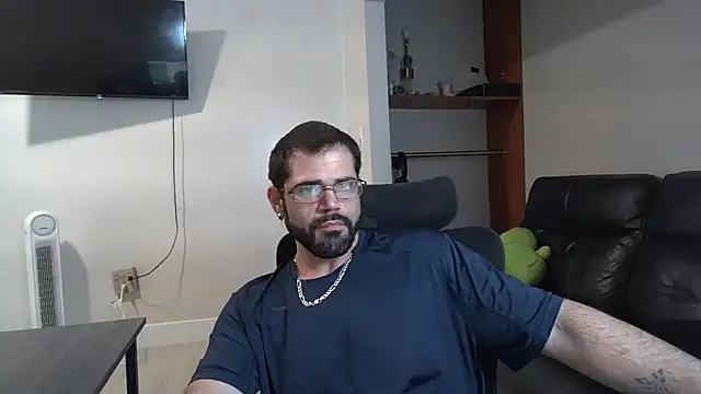 Snapshot of Zander823 chatting on March 19, 2026, 8:53 pm Zander823 online show from March 19, 2026, 8:53 pm