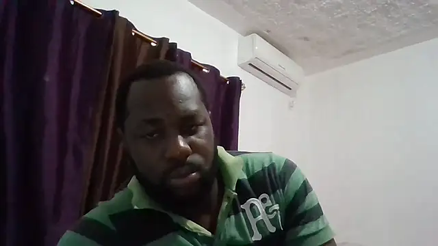 Snapshot of Bighood_T chatting on October 8, 2025, 12:34 am Bighood T online show from October 8, 2025, 12:34 am