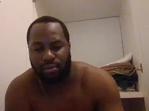 Snapshot of Bighood_T chatting on December 7, 2024, 12:46 am Bighood T online show from December 7, 2024, 12:46 am