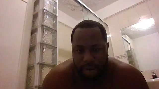 Snapshot of Bighood_T chatting on October 20, 2025, 4:47 am Bighood T online show from October 20, 2025, 4:47 am