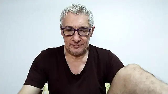 BIGUNCUTHARDCOCK online show from February 17, 2026, 1:14 am