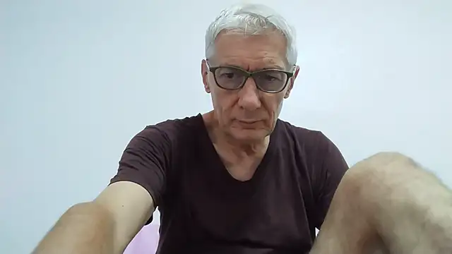 Snapshot of BIGUNCUTHARDCOCK chatting on July 25, 2026, 11:55 pm BIGUNCUTHARDCOCK online show from July 25, 2026, 11:55 pm
