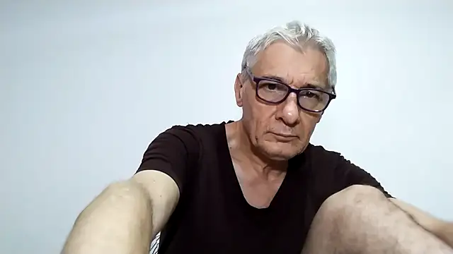 BIGUNCUTHARDCOCK online show from February 21, 2026, 12:23 am