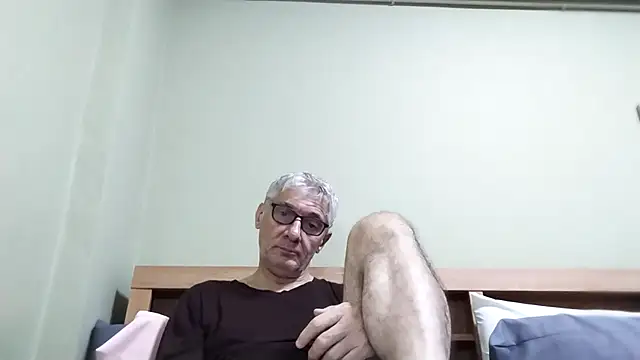 BIGUNCUTHARDCOCK online show from November 2, 2025, 1:32 am