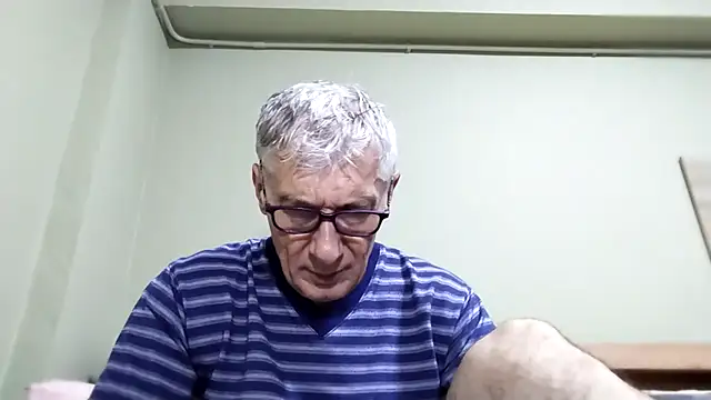 BIGUNCUTHARDCOCK online show from October 29, 2025, 12:53 am