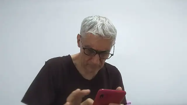 Snapshot of BIGUNCUTHARDCOCK chatting on July 29, 2026, 12:21 am BIGUNCUTHARDCOCK online show from July 29, 2026, 12:21 am