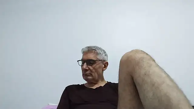 Snapshot of BIGUNCUTHARDCOCK chatting on June 12, 2026, 12:08 am BIGUNCUTHARDCOCK online show from June 12, 2026, 12:08 am
