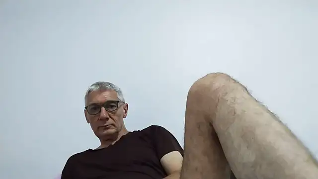 Snapshot of BIGUNCUTHARDCOCK chatting on July 2, 2026, 12:55 am BIGUNCUTHARDCOCK online show from July 2, 2026, 12:55 am
