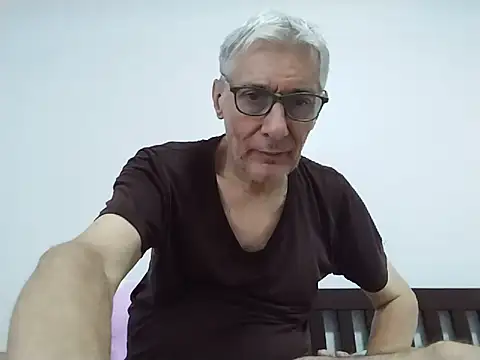 Snapshot of BIGUNCUTHARDCOCK chatting on June 22, 2026, 3:47 am BIGUNCUTHARDCOCK online show from June 22, 2026, 3:47 am