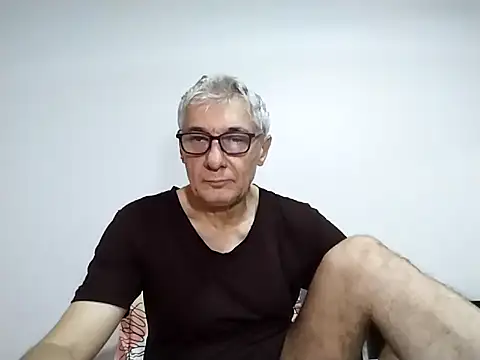 BIGUNCUTHARDCOCK online show from February 22, 2026, 2:03 am