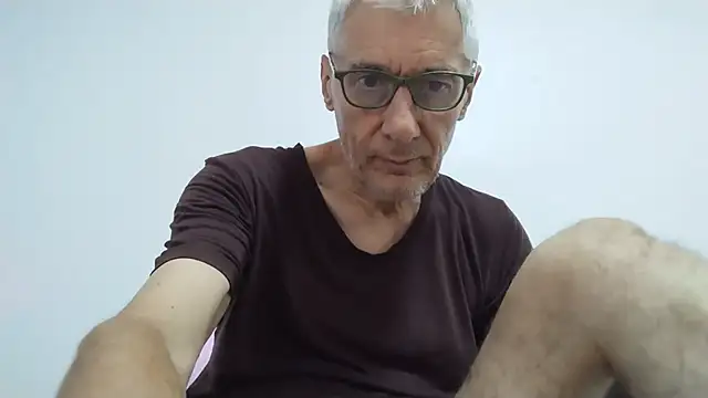 Snapshot of BIGUNCUTHARDCOCK chatting on July 8, 2026, 12:03 am BIGUNCUTHARDCOCK online show from July 8, 2026, 12:03 am