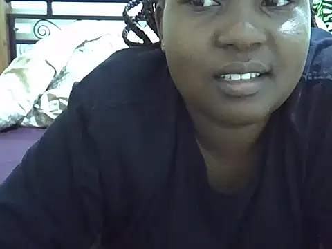 Snapshot of Giannah01 chatting on October 21, 2025, 5:23 pm Giannah01 online show from October 21, 2025, 5:23 pm