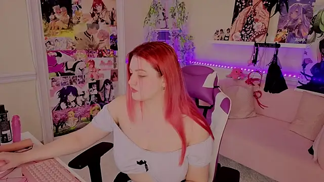 Snapshot of Unholy_Lady chatting on October 13, 2025, 5:09 am Unholy Lady online show from October 13, 2025, 5:09 am