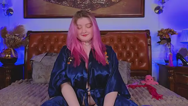 Snapshot of Unholy_Lady chatting on March 10, 2025, 9:56 am Unholy Lady online show from March 10, 2025, 9:56 am