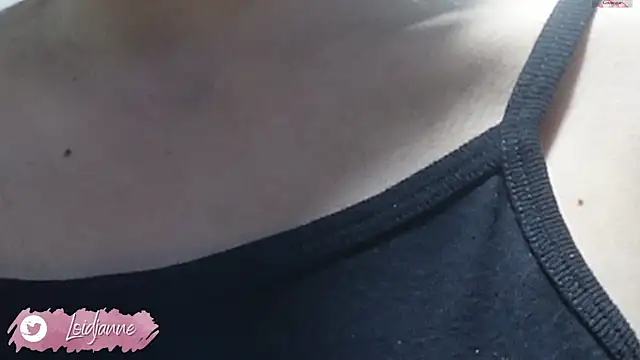 Snapshot of loIijanne chatting on November 10, 2025, 4:06 am loIijanne online show from November 10, 2025, 4:06 am