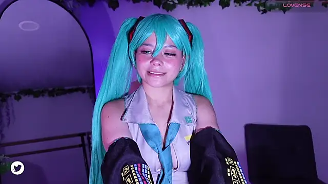 Snapshot of loIijanne chatting on November 1, 2025, 11:53 pm loIijanne online show from November 1, 2025, 11:53 pm