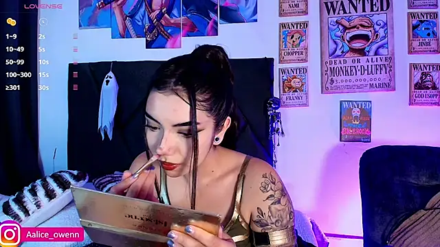 Aliceowenn online show from October 30, 2025, 10:28 pm