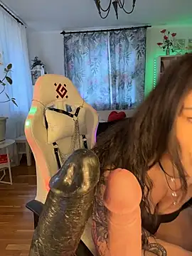 Snapshot of _AHHA_ chatting on October 18, 2025, 8:38 am AHHA online show from October 18, 2025, 8:38 am