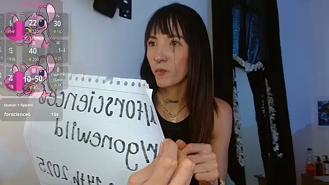 Sakura and yuki online show from January 14, 2025, 6:17 pm