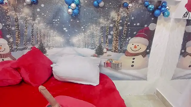 Snapshot of charlotte-11 chatting on December 5, 2025, 4:27 pm charlotte-11 online show from December 5, 2025, 4:27 pm