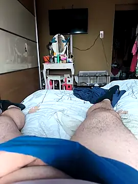 Snapshot of Yolinga205 chatting on November 21, 2025, 10:36 am Yolinga205 online show from November 21, 2025, 10:36 am