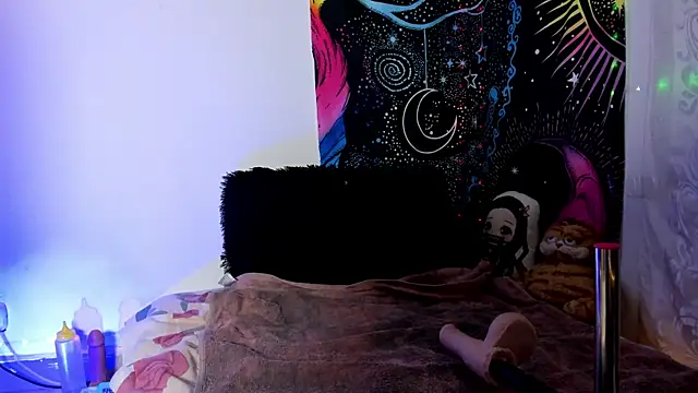 Snapshot of daarklover chatting on November 18, 2025, 5:33 am daarklover online show from November 18, 2025, 5:33 am