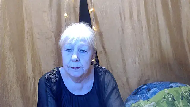 Snapshot of _Estelitta_5 chatting on January 23, 2025, 7:07 pm Estelitta 5 online show from January 23, 2025, 7:07 pm