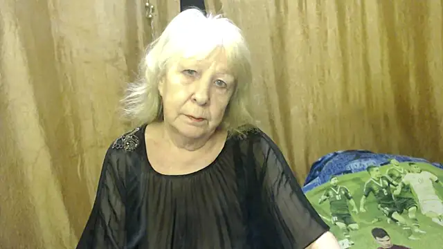 Snapshot of _Estelitta_5 chatting on February 7, 2025, 6:13 pm Estelitta 5 online show from February 7, 2025, 6:13 pm