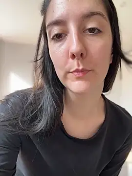  Juliette online show from February 27, 2026, 9:42 am