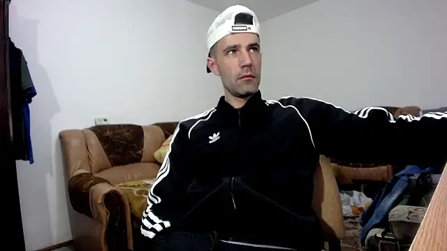 Snapshot of I_like_older_menn chatting on February 14, 2026, 5:51 am I like older menn online show from February 14, 2026, 5:51 am