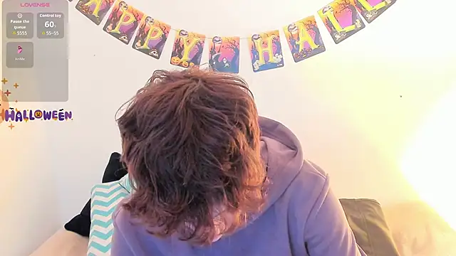 Snapshot of Tomy_Rox chatting on October 26, 2025, 8:31 pm Tomy Rox online show from October 26, 2025, 8:31 pm