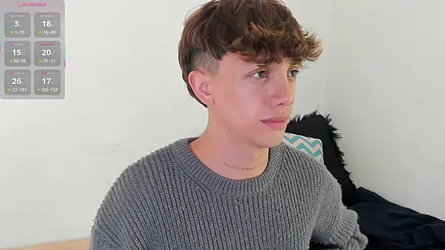 Snapshot of Tomy_Rox chatting on December 4, 2025, 8:30 pm Tomy Rox online show from December 4, 2025, 8:30 pm