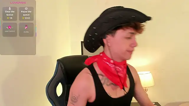 Snapshot of Tomy_Rox chatting on November 23, 2025, 8:30 pm Tomy Rox online show from November 23, 2025, 8:30 pm