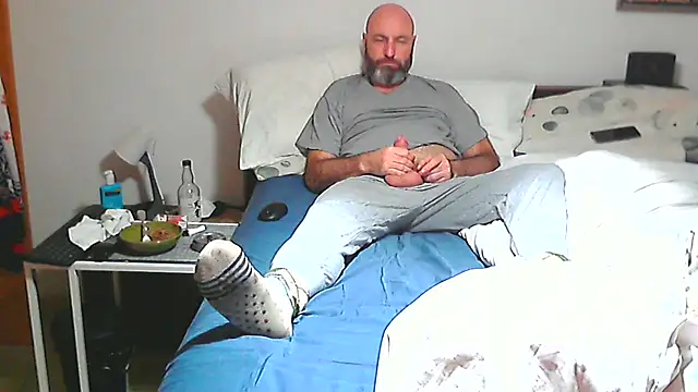 CTPuIITu3 online show from January 18, 2026, 8:45 pm