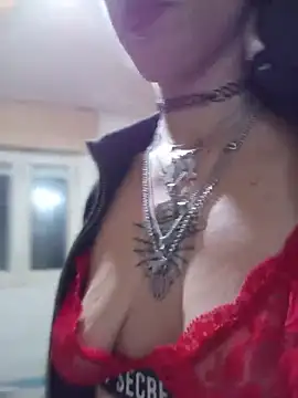 Snapshot of Zorrita_Fox chatting on July 31, 2026, 12:32 am Zorrita Fox online show from July 31, 2026, 12:32 am