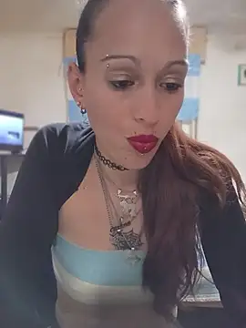 Snapshot of Zorrita_Fox chatting on July 9, 2026, 12:33 am Zorrita Fox online show from July 9, 2026, 12:33 am