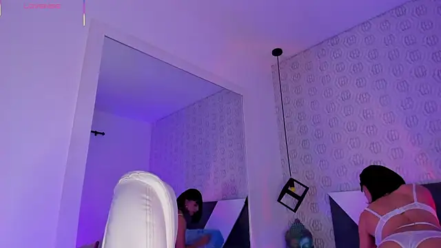 MiissCharlotte online show from October 25, 2025, 5:17 am