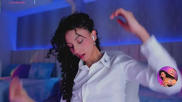 MiissCharlotte online show from October 13, 2025, 4:36 am