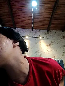 Snapshot of Arii_Vga chatting on November 30, 2025, 4:13 am Arii Vga online show from November 30, 2025, 4:13 am