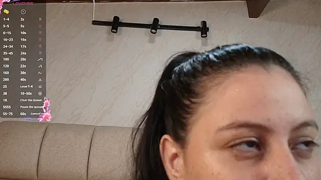 Snapshot of Arii_Vga chatting on March 12, 2026, 5:55 am Arii Vga online show from March 12, 2026, 5:55 am