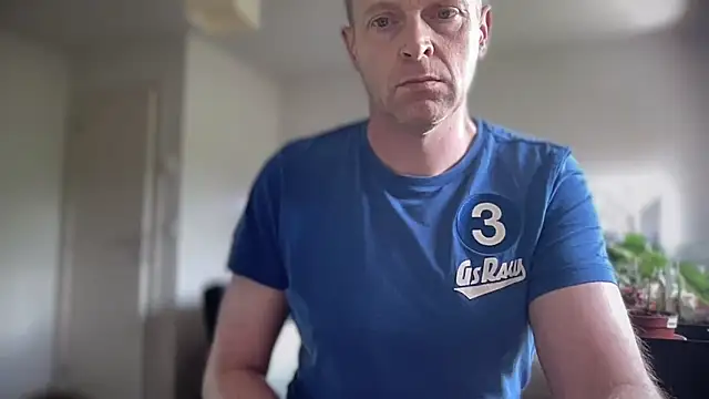 boegieboy1976 online show from May 18, 2026, 11:48 am
