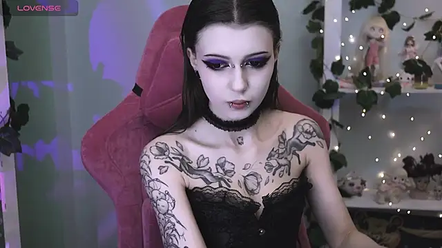 Snapshot of prettybones chatting on May 29, 2026, 9:54 pm prettybones online show from May 29, 2026, 9:54 pm
