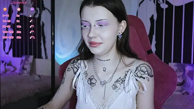 prettybones online show from February 25, 2025, 10:26 am