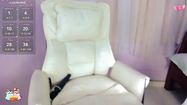 Snapshot of __18Angel__ chatting on March 18, 2025, 11:44 am 18Angel online show from March 18, 2025, 11:44 am