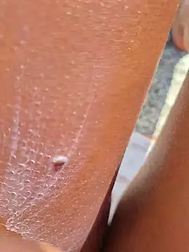 Snapshot of SexyErola27 chatting on October 15, 2025, 9:28 am SexyErola27 online show from October 15, 2025, 9:28 am