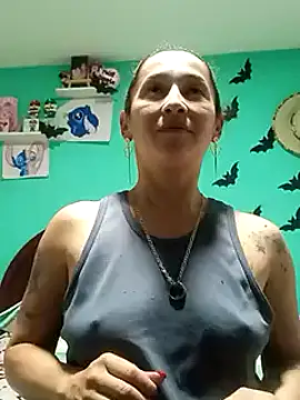 Snapshot of emilypoppy3 chatting on February 25, 2025, 10:09 pm emilypoppy3 online show from February 25, 2025, 10:09 pm