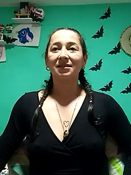 Snapshot of emilypoppy3 chatting on February 13, 2025, 4:50 pm emilypoppy3 online show from February 13, 2025, 4:50 pm