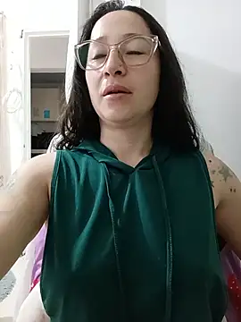 Snapshot of emilypoppy3 chatting on July 16, 2026, 7:11 pm emilypoppy3 online show from July 16, 2026, 7:11 pm