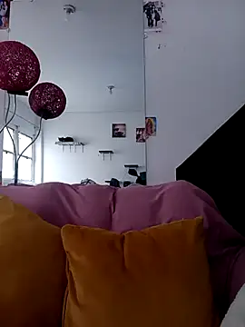 Snapshot of emilypoppy3 chatting on November 26, 2025, 2:06 pm emilypoppy3 online show from November 26, 2025, 2:06 pm